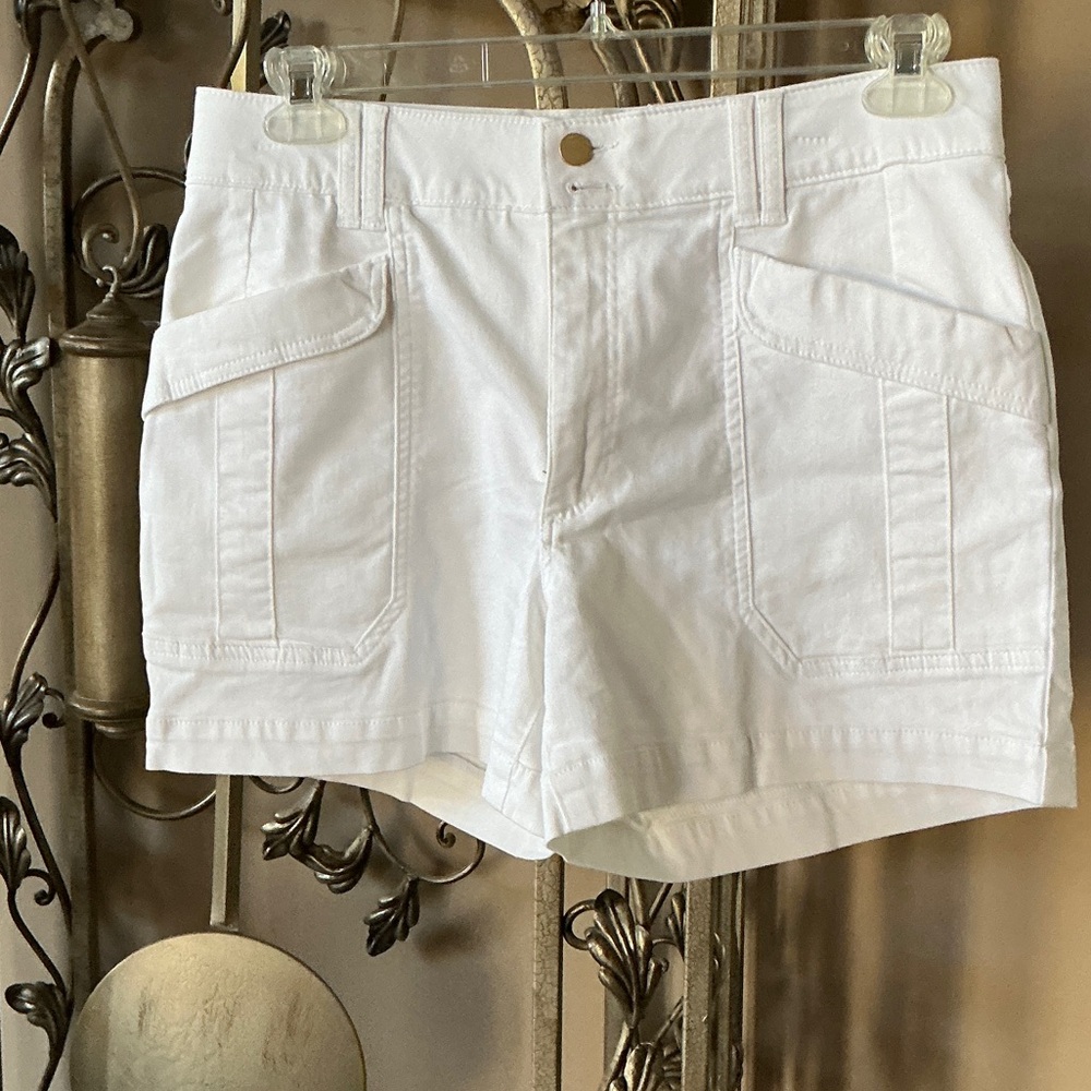 Democracy Women's White Cargo Shorts